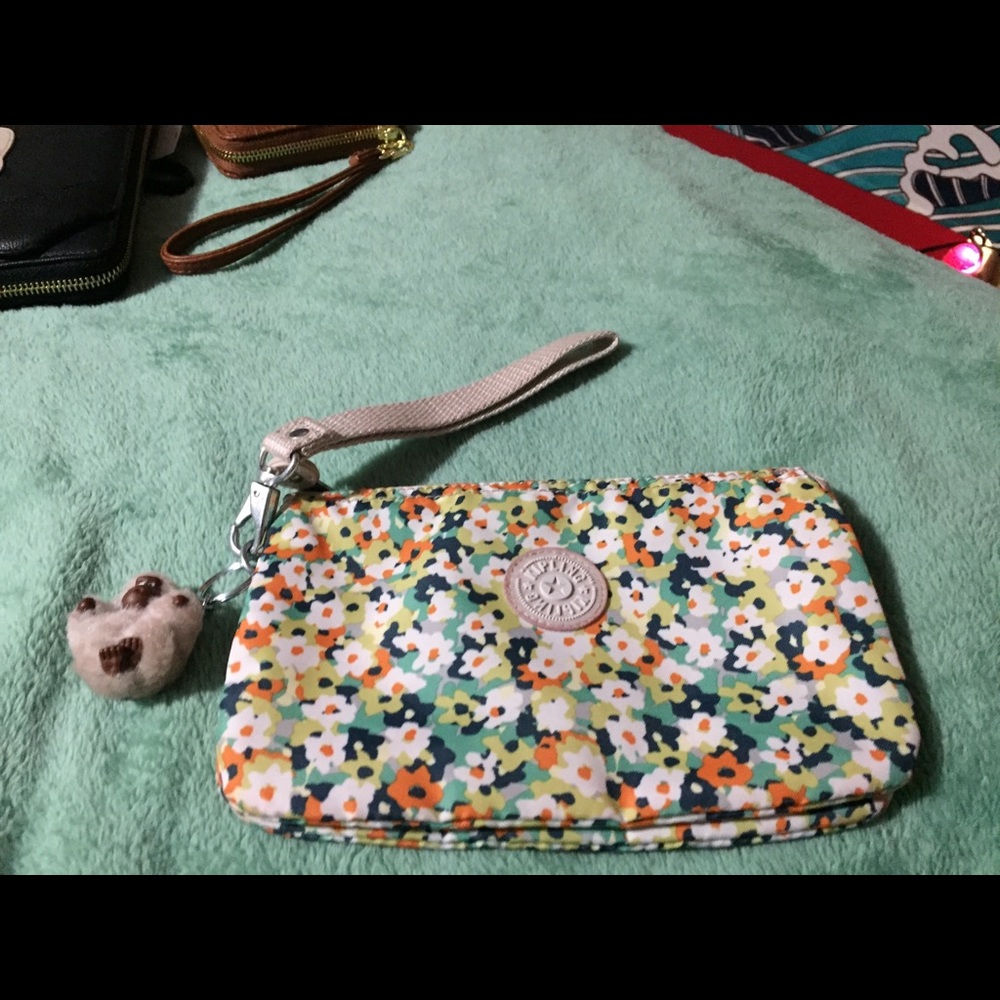 Kipling wristlet/wallet